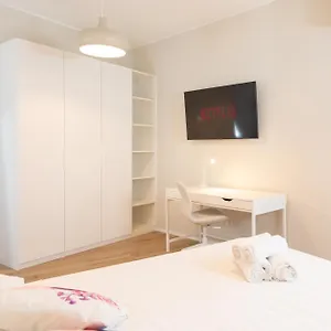 Dreams Exclusive With Terrace - Free Parking - M1 Station - Near Center , Milan Italie